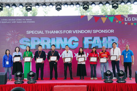 THE 2025 SPRING FAIR OF TRADE UNION AT LG DISPLAY HAI PHONG