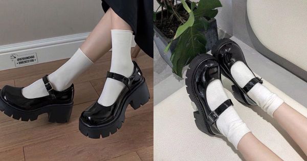 Giày đen phối với tất trắng