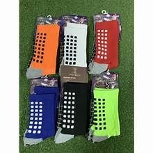 Vớ chống trơn bóng đá Trusox trào lưu mới sân cỏ