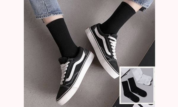Vớ đen trơn được thiết kế và sản xuất tại Việt Nam