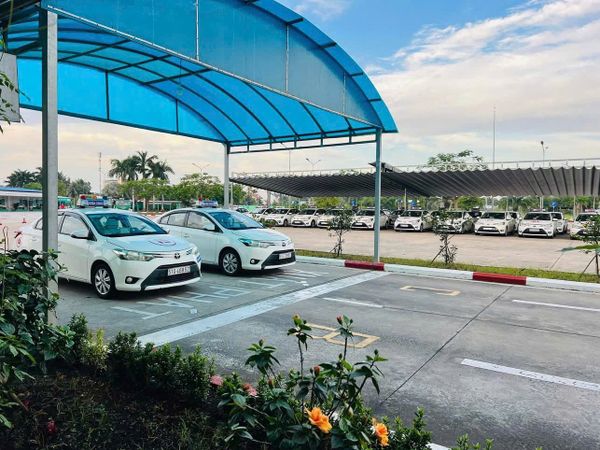 Khóa Học Lái Xe ô tô số tự động (Hạng B1 - B2 cũ)