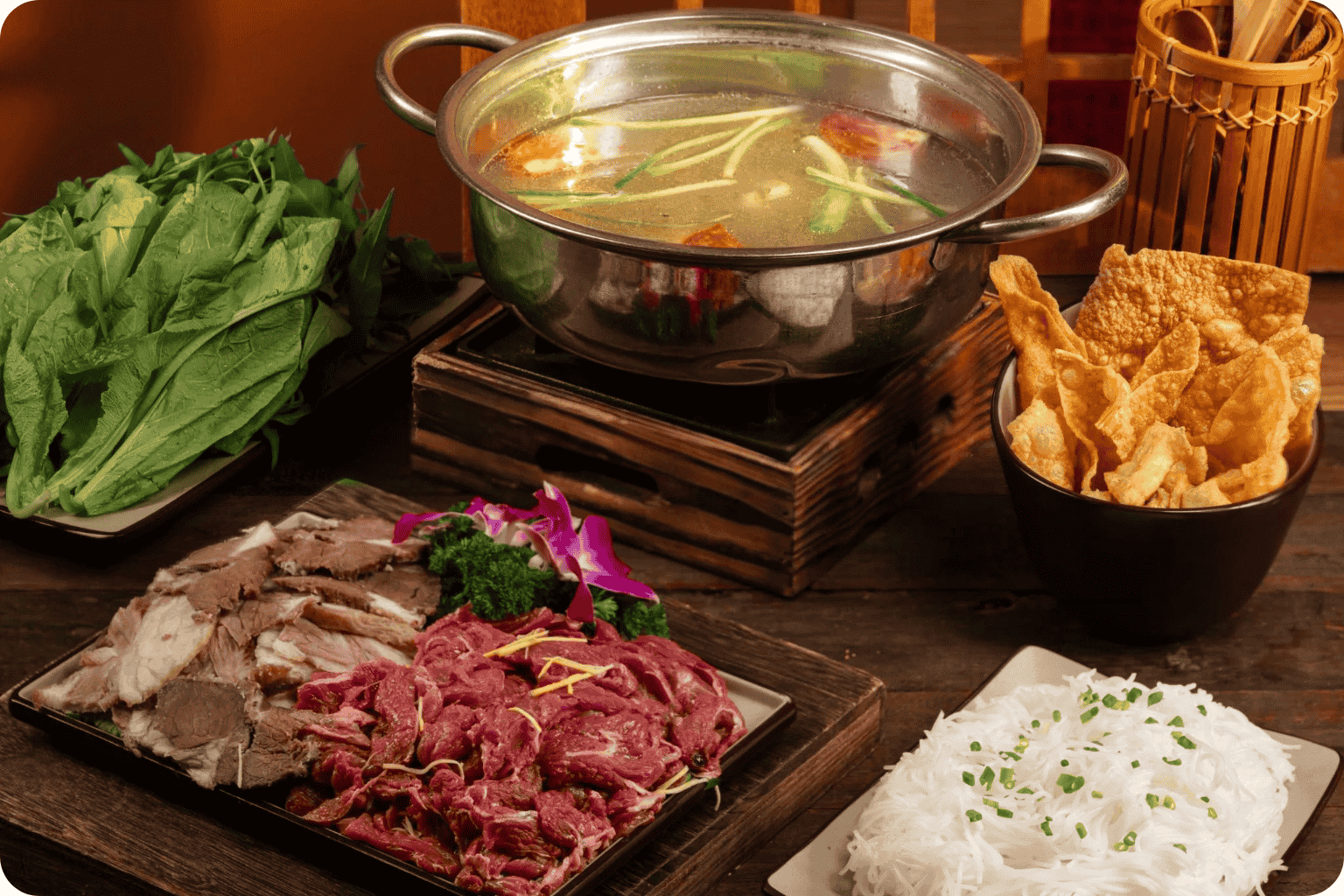 Lẩu Bò - Hương Vị Sum Vầy Của Ẩm Thực Việt