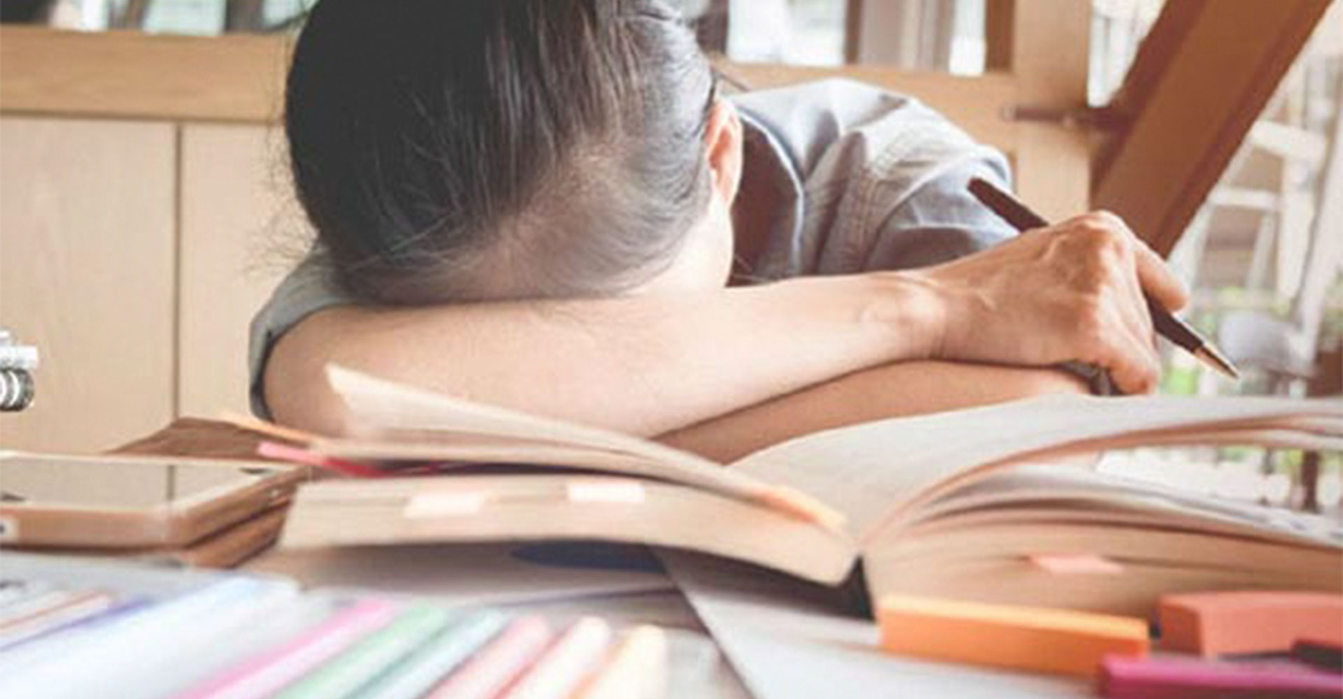 Bí quyết giúp con vượt qua áp lực học tập của mẹ Nhật