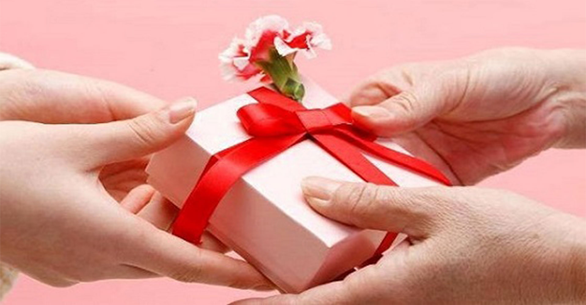 Gợi ý 3 món quà cực ý nghĩa tặng “người ấy” trong ngày 8/3