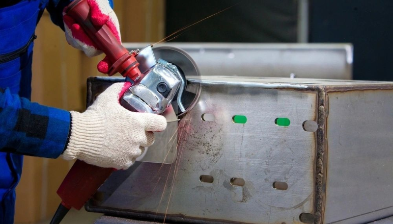 Phương pháp làm sạch mối hàn inox nào hiệu quả nhất?