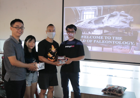 Sự phát triển của bộ môn mô hình khủng long tại Việt Nam.