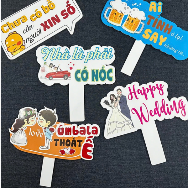 Hashtag Cầm Tay Độc Đáo - Tăng Tương Tác Cho Sự Kiện Của Bạn