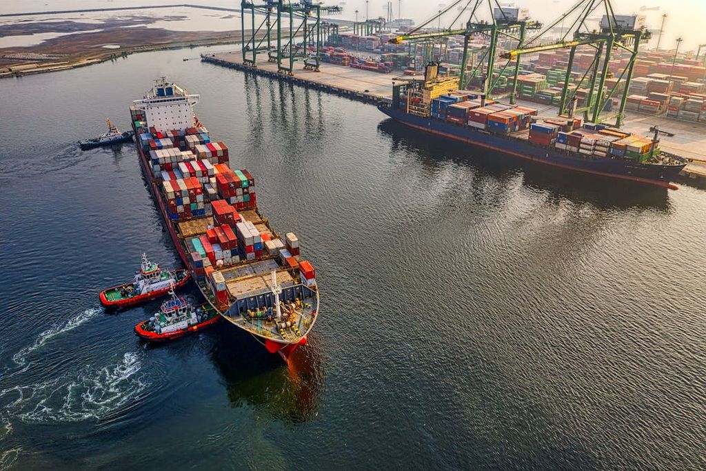 Top 5 Giải Pháp Logistics Toàn Diện Cho Các Doanh Nghiệp Xuất Nhập Khẩu