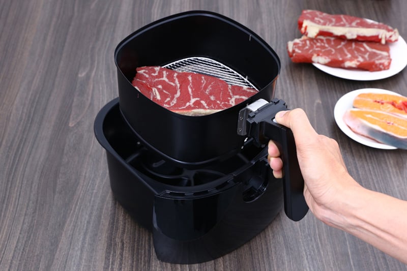 Dung tích lòng nồi tiện ích xử lý lượng thực phẩm nhanh chóng