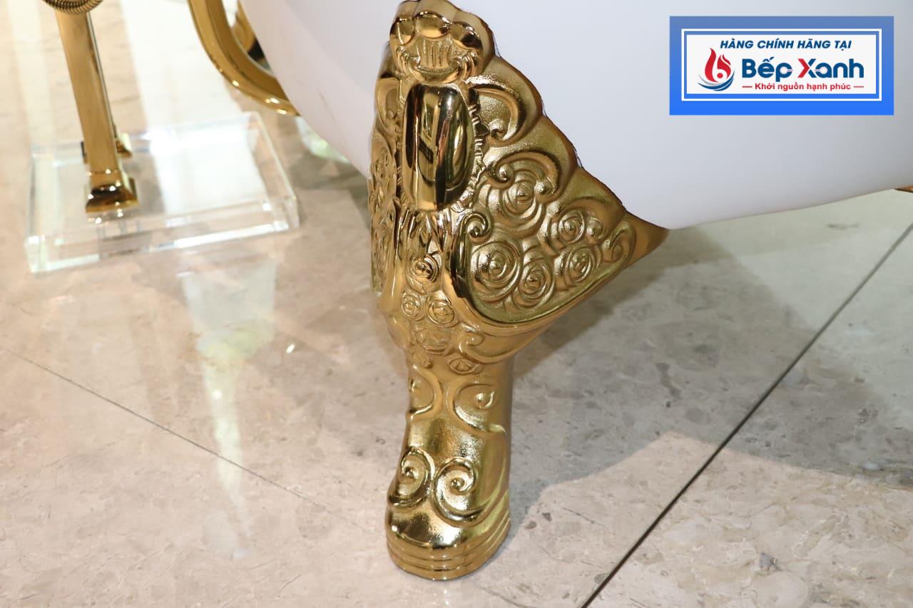 Chân bồn mạ vàng, lắp chắc chắn
