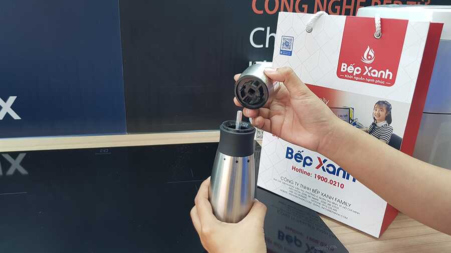 Nắp đóng an toàn tiện lợi sau khi sử dụng