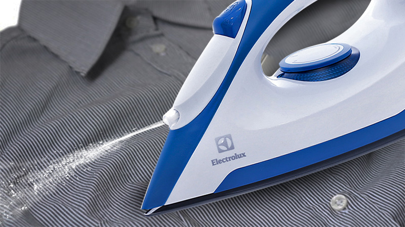 Bàn ủi khô Electrolux EDI2004