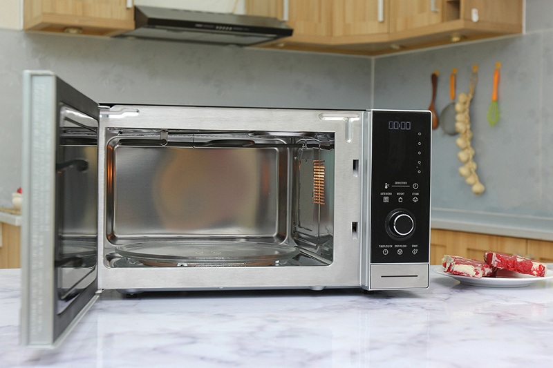 Lò vi sóng Electrolux EMS3087X