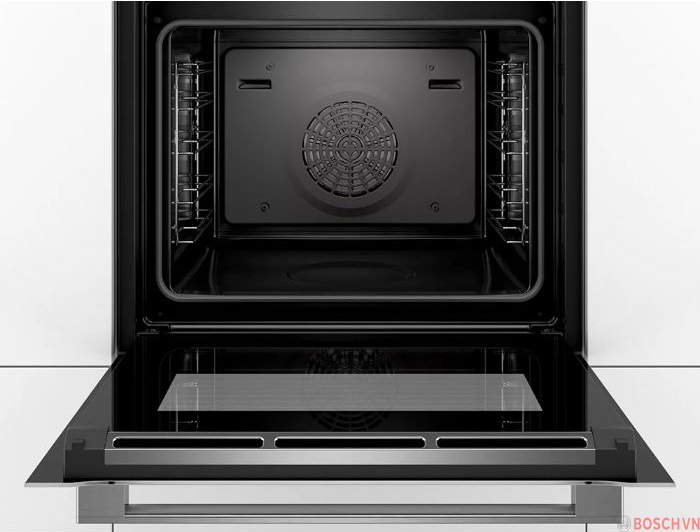 Dung tích của lò nướng kèm hấp Bosch HSG636BB lên tới 71L