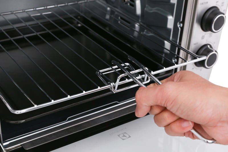 Lò nướng Electrolux EOT30MXC 30 lít