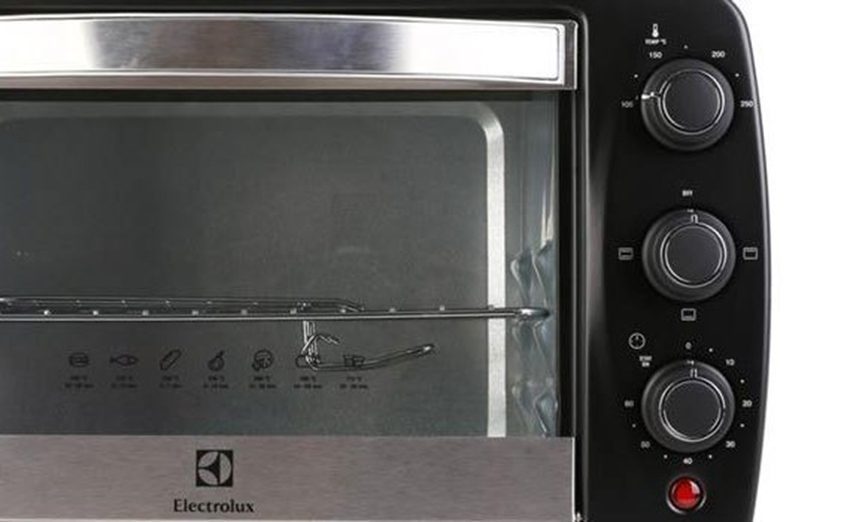 Núm vặn của lò nướng Electrolux EOT3805K
