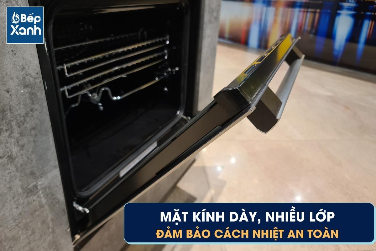 Mặt kính dày và cách nhiệt an toàn