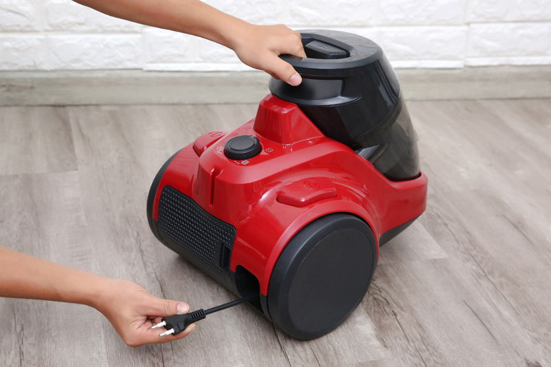 Dễ di chuyển, tiện bảo quản - Máy hút bụi Electrolux EC41-6CR Dễ di chuyển, tiện bảo quản - Máy hút bụi Electrolux EC41-6CR