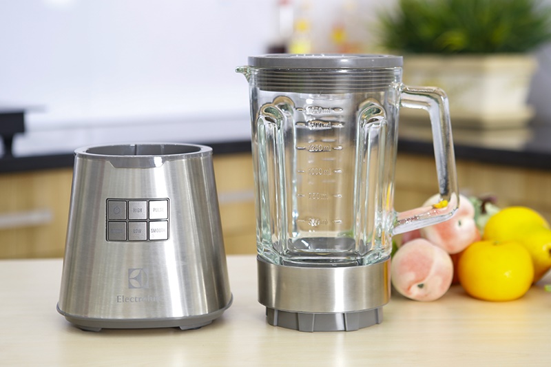 Máy xay sinh tố đa năng Electrolux EBR7804S