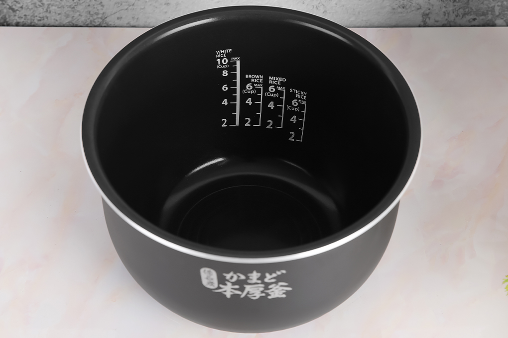 Lòng nồi - Nồi cơm cao tần Toshiba 1.8 lít RC-18IX1PV