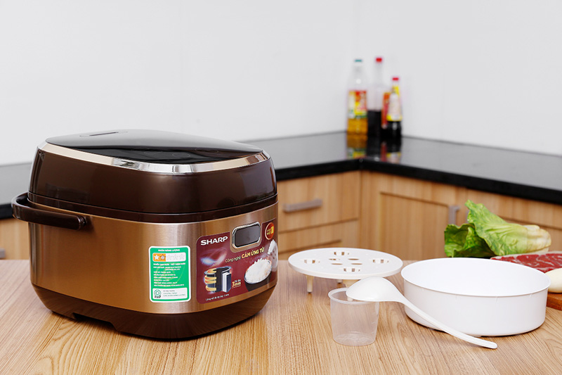 Sang trọng - Nồi cơm điện tử Sharp 1.8 lít KS-IH190V-GL Sang trọng - Nồi cơm điện tử Sharp 1.8 lít KS-IH190V-GL