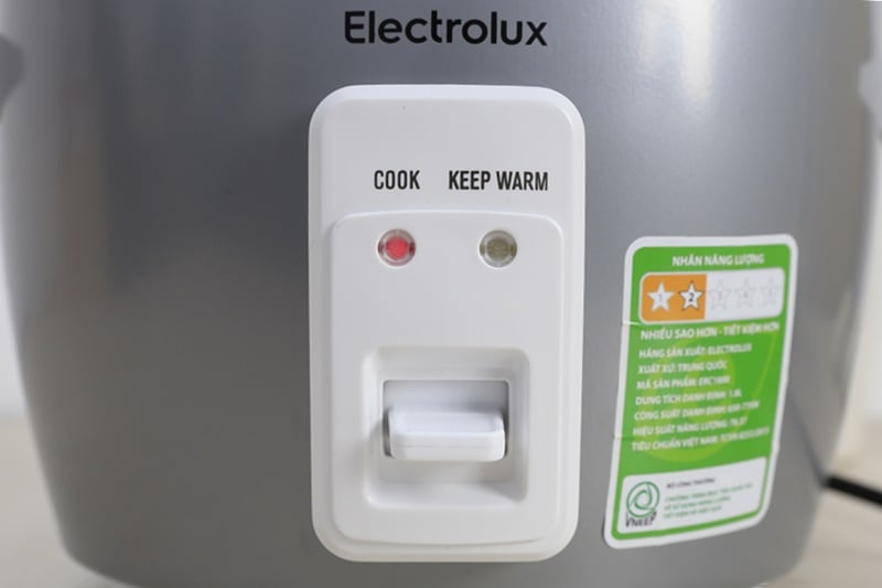 Nồi cơm điện Electrolux ERC1800 Nồi cơm điện Electrolux ERC1800