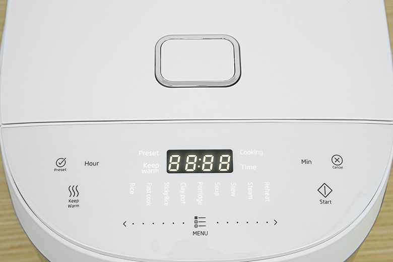 Nồi cơm điện tử Beko 1.8 Lít RCM 50823W - Bảng điều khiển Nồi cơm điện tử Beko 1.8 Lít RCM 50823W - Bảng điều khiển