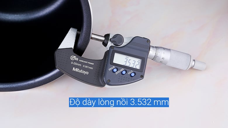 Lòng nồi dày 3.532 mm - Nồi cơm điện tử Panasonic 1 lít SR-CP108NRA Lòng nồi dày 3.532 mm - Nồi cơm điện tử Panasonic 1 lít SR-CP108NRA