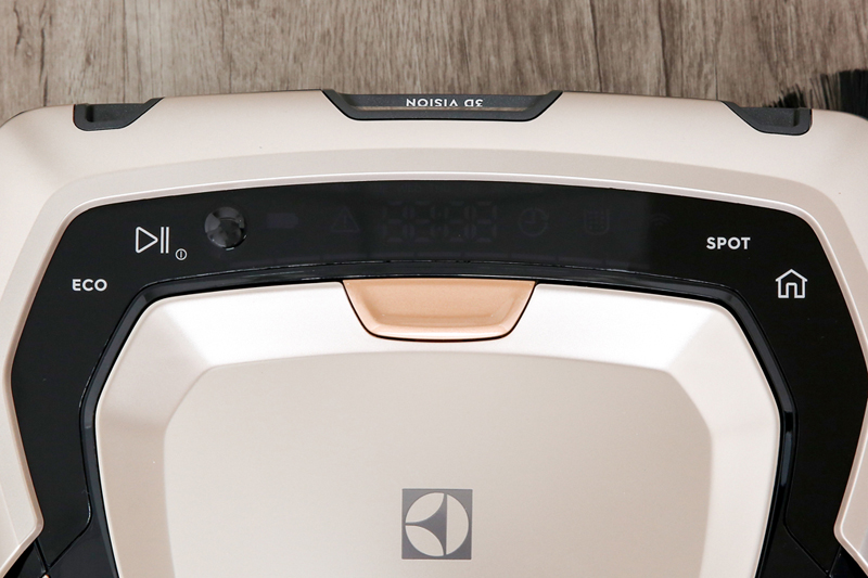 Dễ dùng - Robot hút bụi Electrolux PI91-5SSM 36W