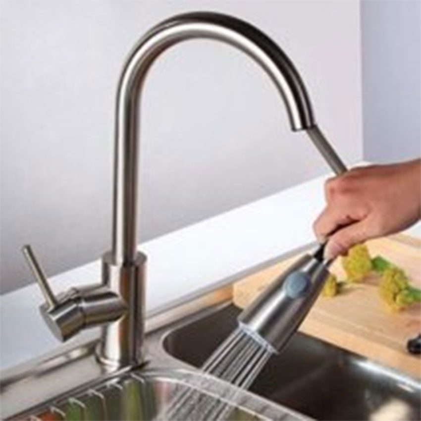 Vòi rửa bát Canzy CZ-906 với đầu vòi có thể sút dây tiện lợi
