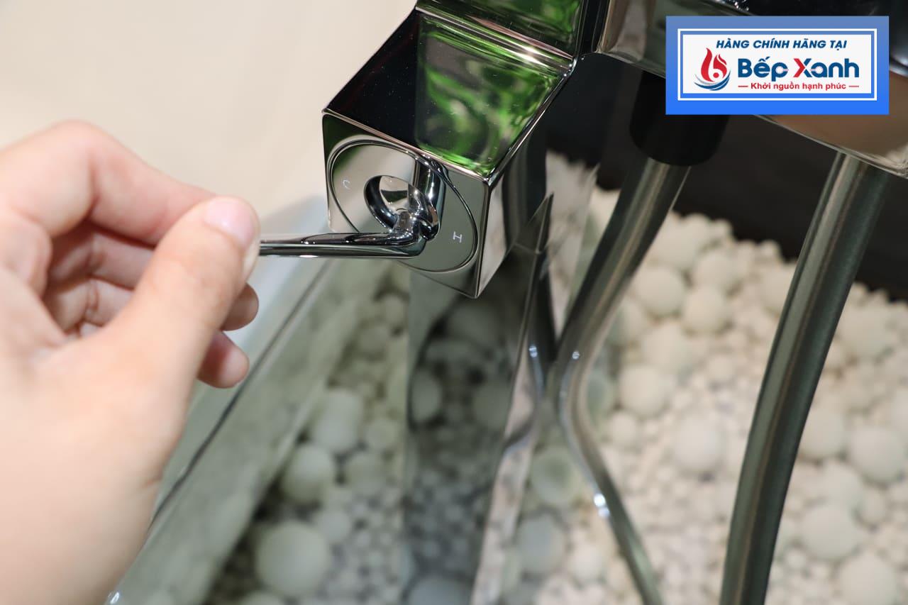 Tay gạt dễ thao tác