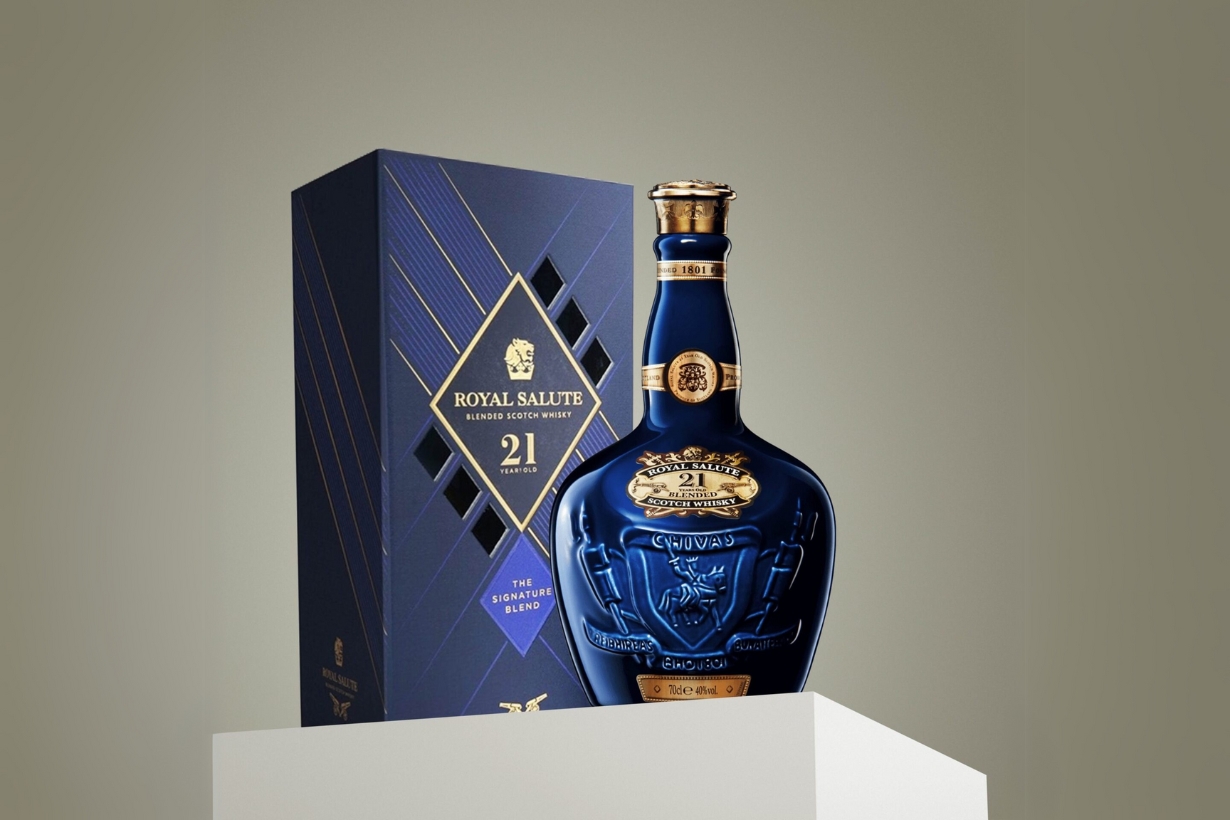 chivas-regal-royal-salute-21-tinh-hoa-whisky-ho-ng-gia-r-u-ngo-i