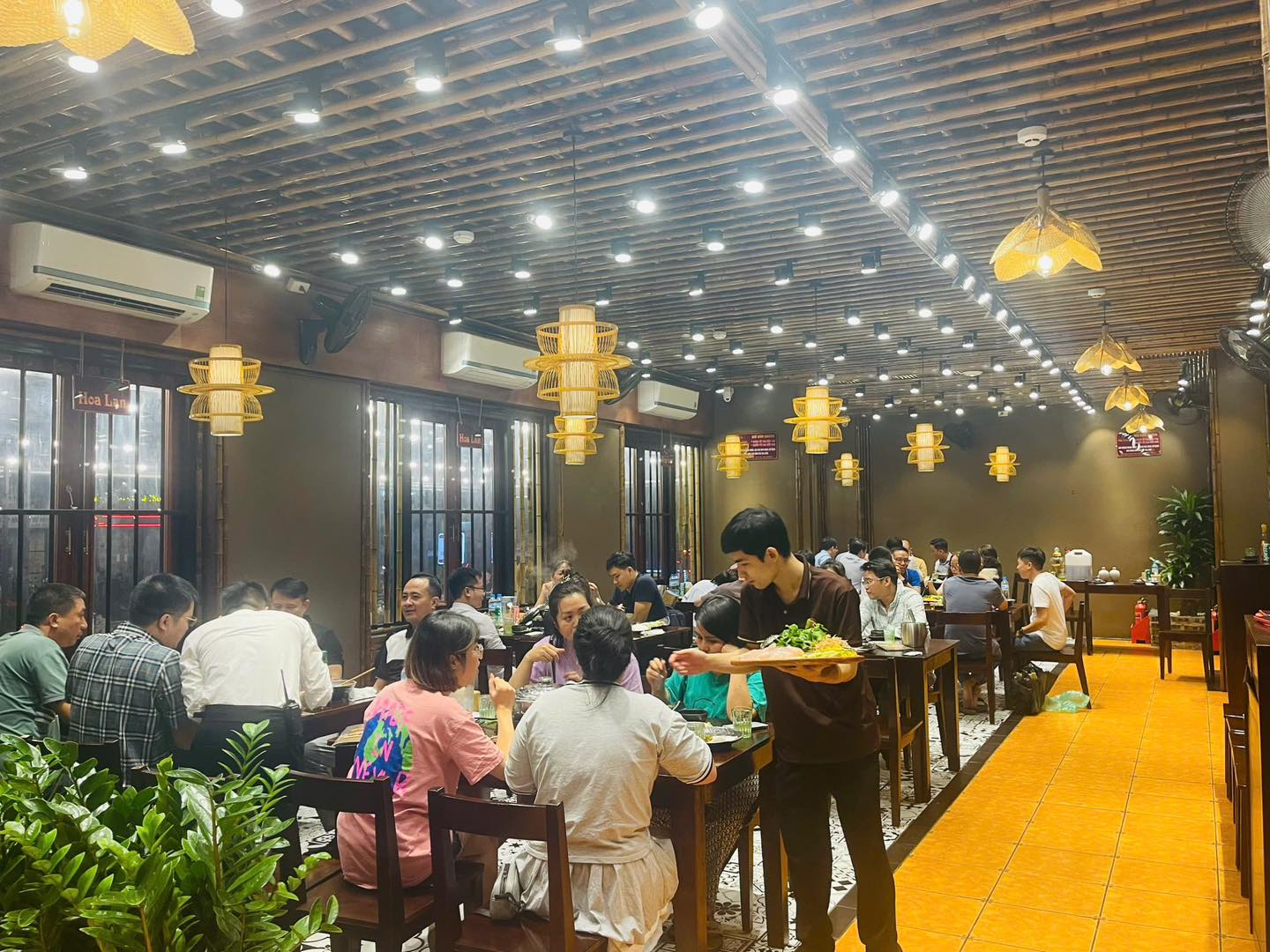 Trời lạnh nhưng tại Bếp 3 Miền lại ấm!