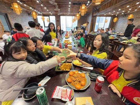 LIÊN HOAN TỔNG KẾT NĂM HỌC  MỘT HÀNH TRÌNH ĐÁNG NHỚ