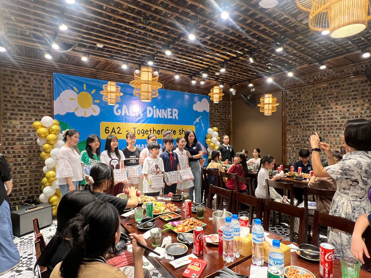 Những kỉ niệm đẹp cho một năm học đầy rực rỡ