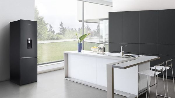 Chọn mua tủ lạnh phù hợp với gia đình