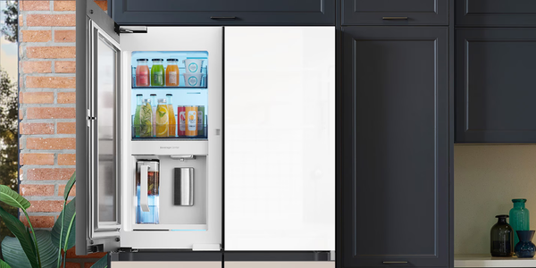 648-l-tu-lanh-bespoke-4-cua-beverage-center-mau-trang-be