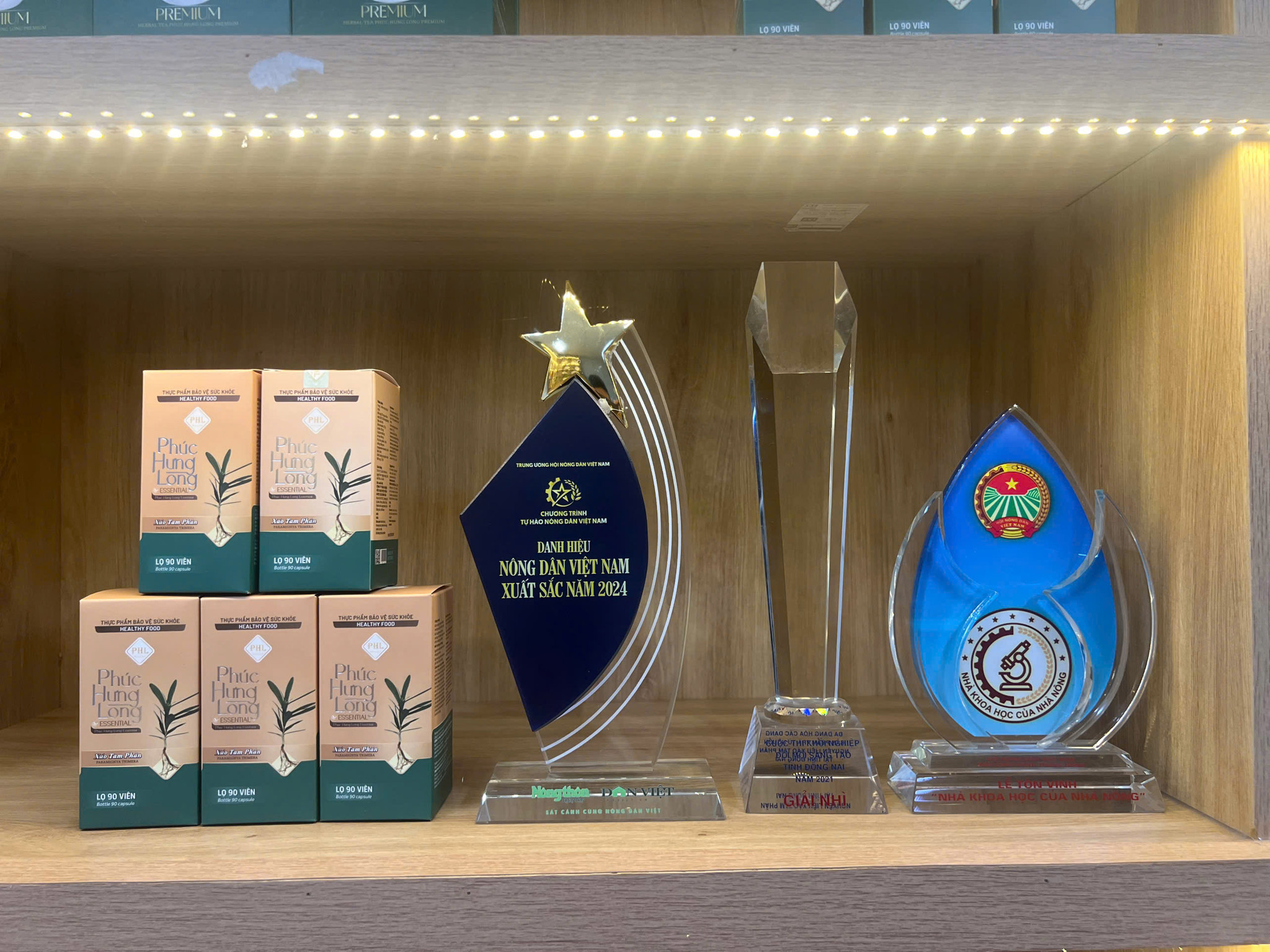 CÂU CHUYỆN VỀ THỰC PHẨM BẢO VỆ SỨC KHỎE PHÚC HƯNG LONG ESSENTIAL