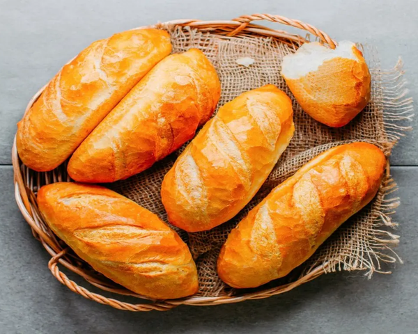 Thành phẩm là những ổ bánh mì giòn rụm