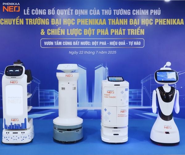 Điểm nhấn từ MES-IonAir & PhenikaaNeo: TÍN PHONG - Robot tự hành AMR gây ấn tượng tại sự kiện đón tiếp Thủ tướng Phạm Minh Chính