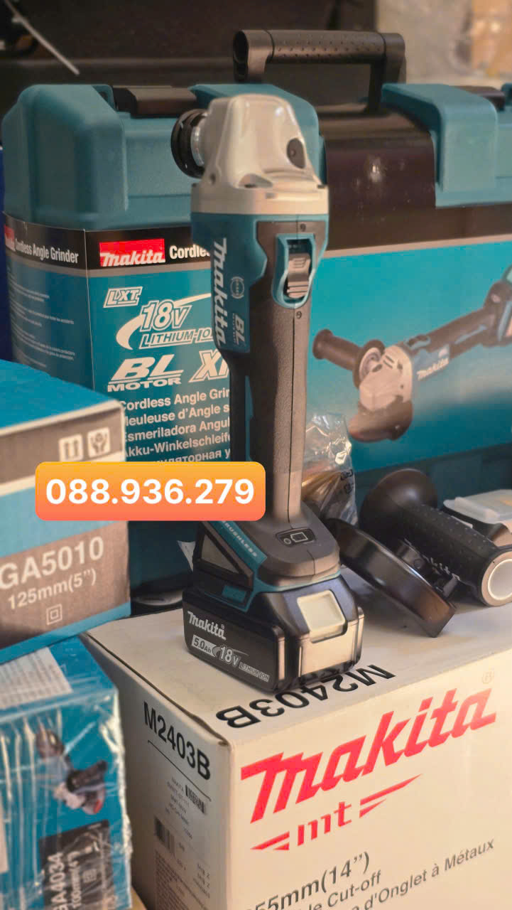 Thân máy mài góc dùng pin Makita DGA506Z 125mm – chi tiết công tắc trượt