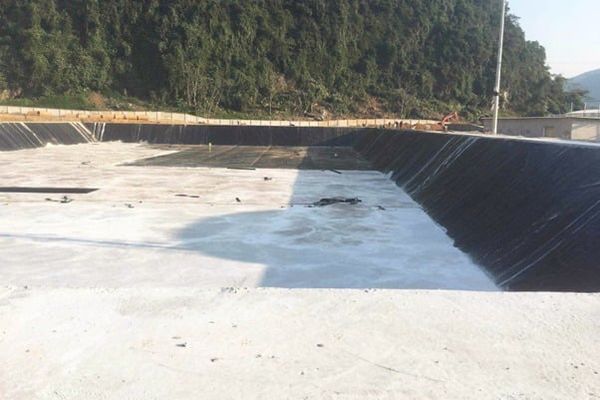 Hồ sự cố đóng vai trò quan trọng trong việc lưu trữ nước thải
