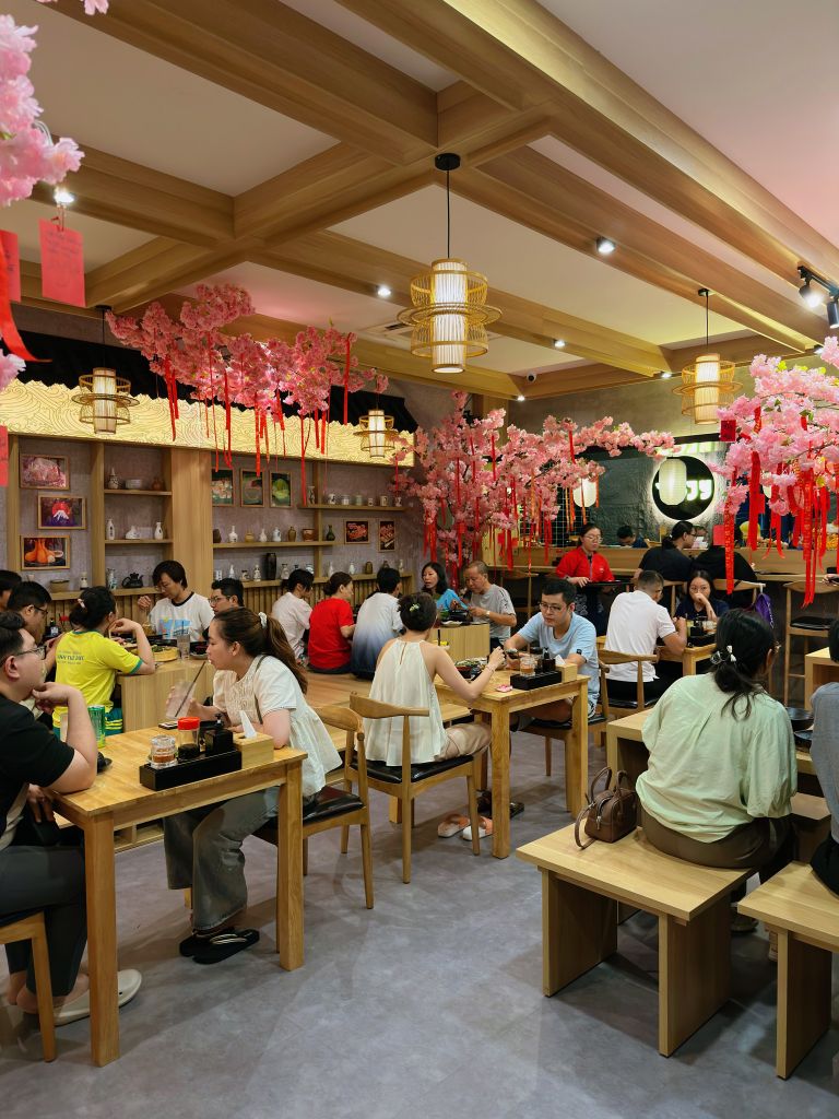 🍣 THƯỞNG VỊ SUSHI – KẾT NỐI TRI KỶ TẠI TOJY 🧡