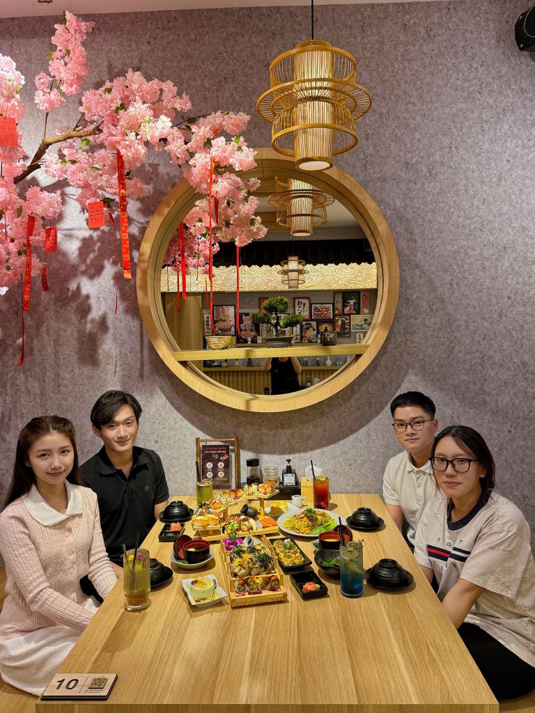 TOJY CHAY NGON, HAPPINESS ON!