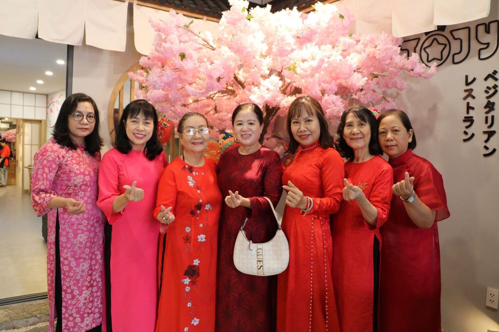 🌼 Chào tháng 5 – Tháng của yêu thương và những khởi đầu rực rỡ 🌼