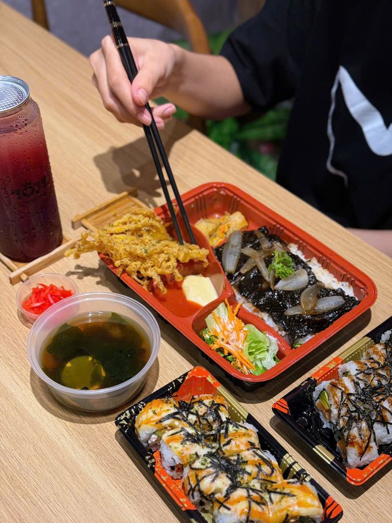 🍱 CƠM BENTO CHO BỮA TRƯA VĂN PHÒNG