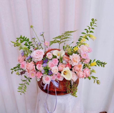 HOA TƯƠI TẶNG TÂN GIA – MÓN QUÀ MANG Ý NGHĨA PHONG THỦY VÀ TÌNH CẢM