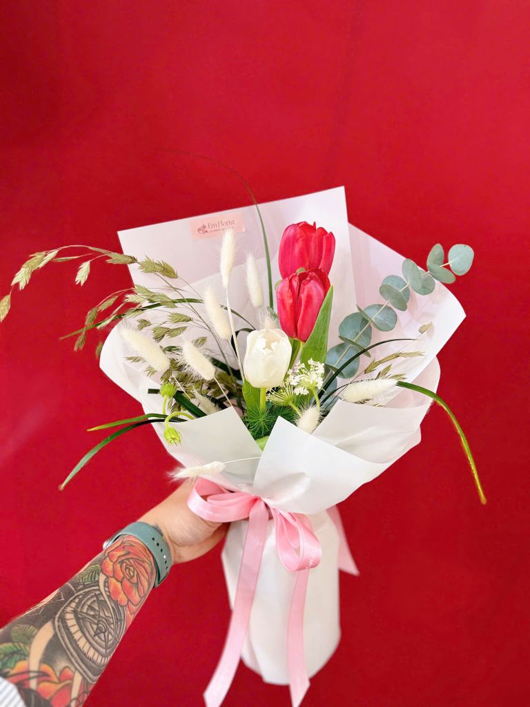 Cách Bảo Quản Hoa Tulip Tươi Lâu và Đẹp Bền