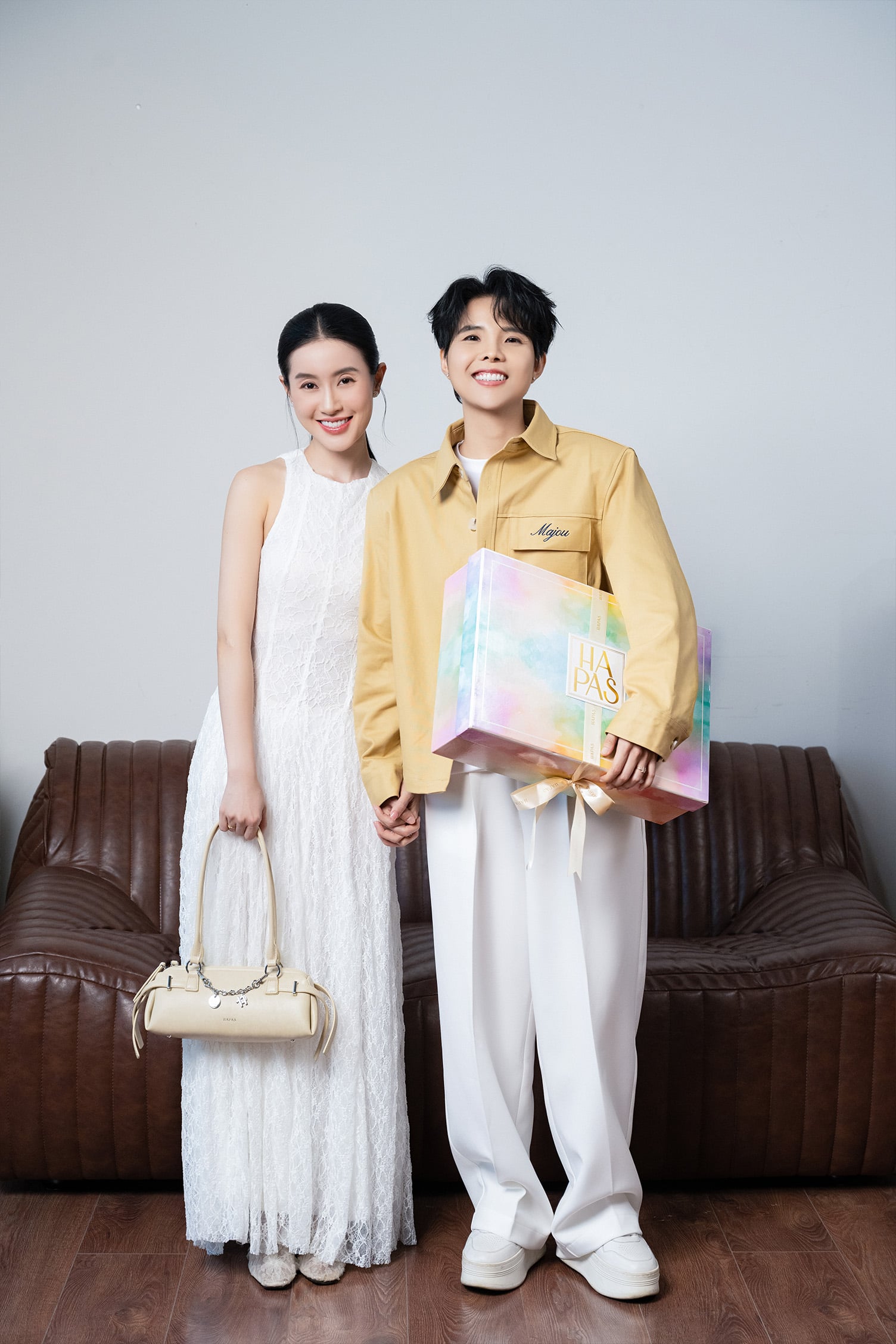 Sản phẩm c&ugrave;ng bộ sưu tập