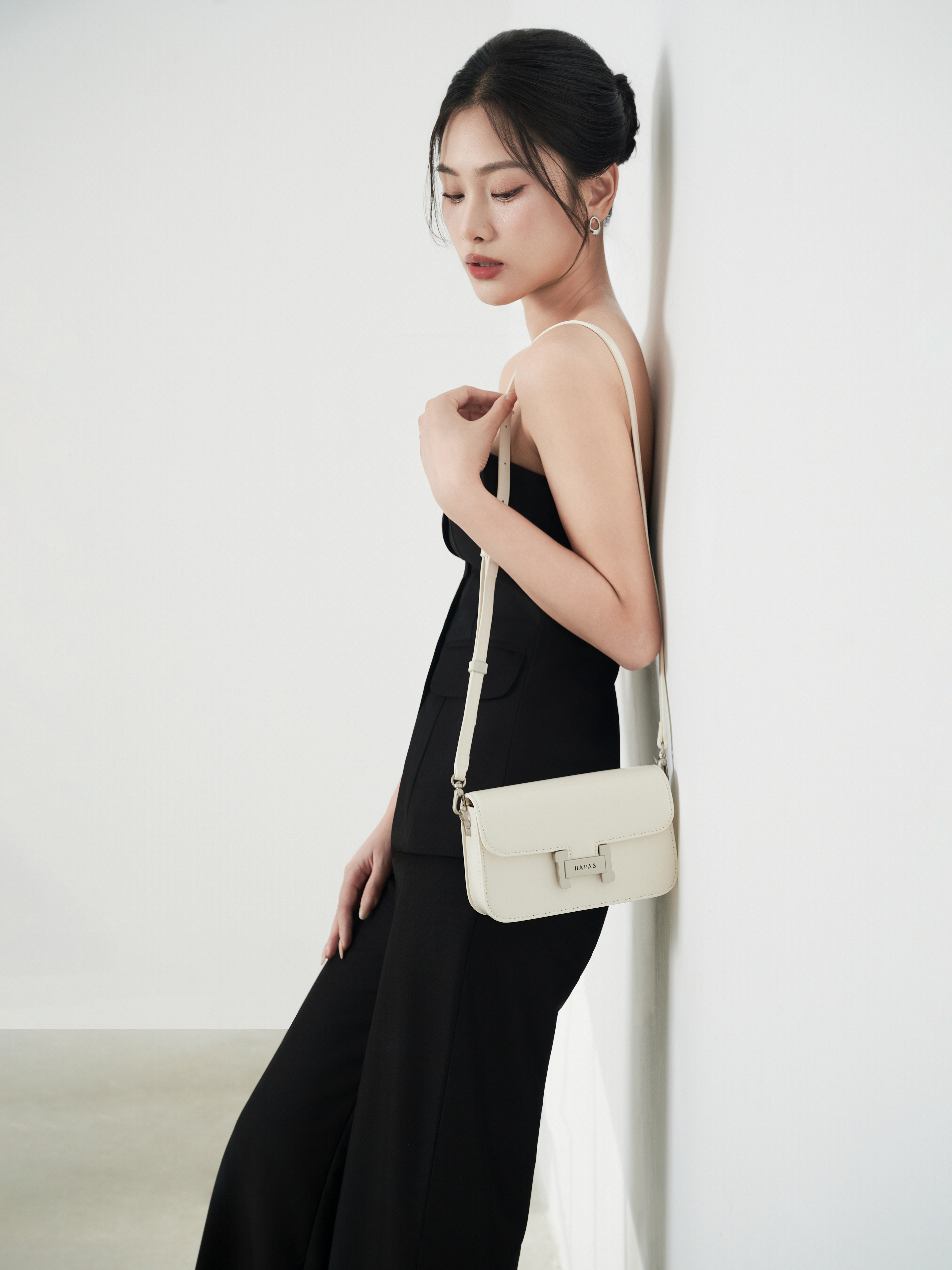 Sản phẩm c&ugrave;ng bộ sưu tập